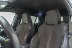 Peugeot 2008 GT Puretech 130 S&S EAT8  - Foto 18