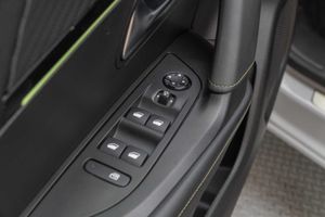 Peugeot 2008 GT Puretech 130 S&S EAT8  - Foto 16