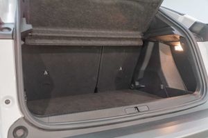 Peugeot 2008 GT Puretech 130 S&S EAT8  - Foto 10