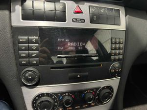 Mercedes Clase C C 200 CDI ELEGANCE - Foto 8