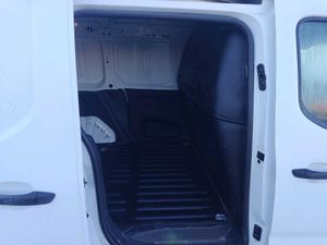 Peugeot Partner pro standard 600kg bluehdi 73kw (ac)  - Foto 5