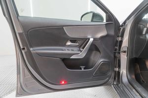 Mercedes Clase A Sedán A 180 d  - Foto 17