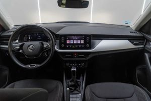 Skoda Kamiq 1.0 TSI 81kW (110CV) DSG AMBITION  - Foto 21