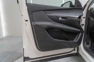 Peugeot 3008 1.2 PURETECH 96KW (130CV) ACTIVE S&S  - Foto 17