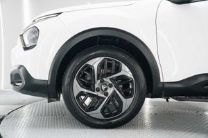 Citroën C4 PureTech 130 S&S 6v Plus  - Foto 24