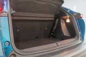 Peugeot 2008 Allure Gasolina 100 S&S 6 Vel. MAN - Foto 10