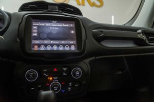 Jeep Renegade eHybrid 1.5 96kW(130CV) Limited ATX  - Foto 13