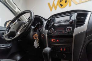 Mitsubishi L200 pickup doble cabina d/c 220 di-d m-pro  - Foto 22
