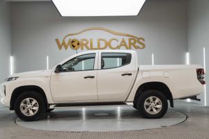Mitsubishi L200 pickup doble cabina d/c 220 di-d m-pro  - Foto 8