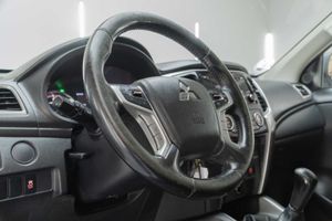 Mitsubishi L200 pickup doble cabina d/c 220 di-d m-pro  - Foto 12
