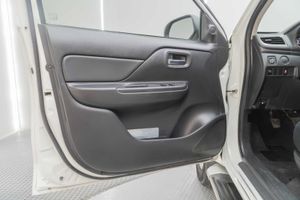 Mitsubishi L200 pickup doble cabina d/c 220 di-d m-pro  - Foto 16