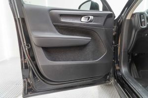 Volvo XC40 1.5 T3 Momentum Core Auto - Foto 17