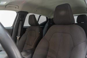 Volvo XC40 1.5 T3 Momentum Core Auto - Foto 18