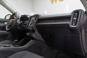 Volvo XC40 1.5 T3 Momentum Core Auto - Foto 23