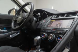 Jaguar E-Pace 2.0D 110kW 4WD  - Foto 22