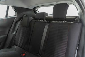 Peugeot 2008 Active BlueHDI 81kW (110CV) - Foto 18