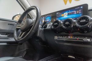Mercedes GLB 2.0 GLB 200 D DCT 110KW (150CV) - Foto 19