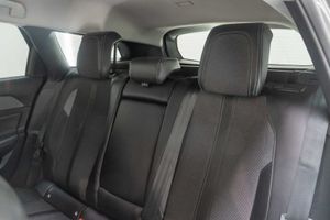 Peugeot 308 SW Allure BlueHDi 130 S&S EAT8  - Foto 17