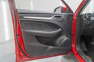 MG ZS EV Luxury Long Range - Foto 18