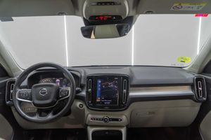 Volvo XC40 2.0 T4 AWD Momentum Auto  - Foto 20