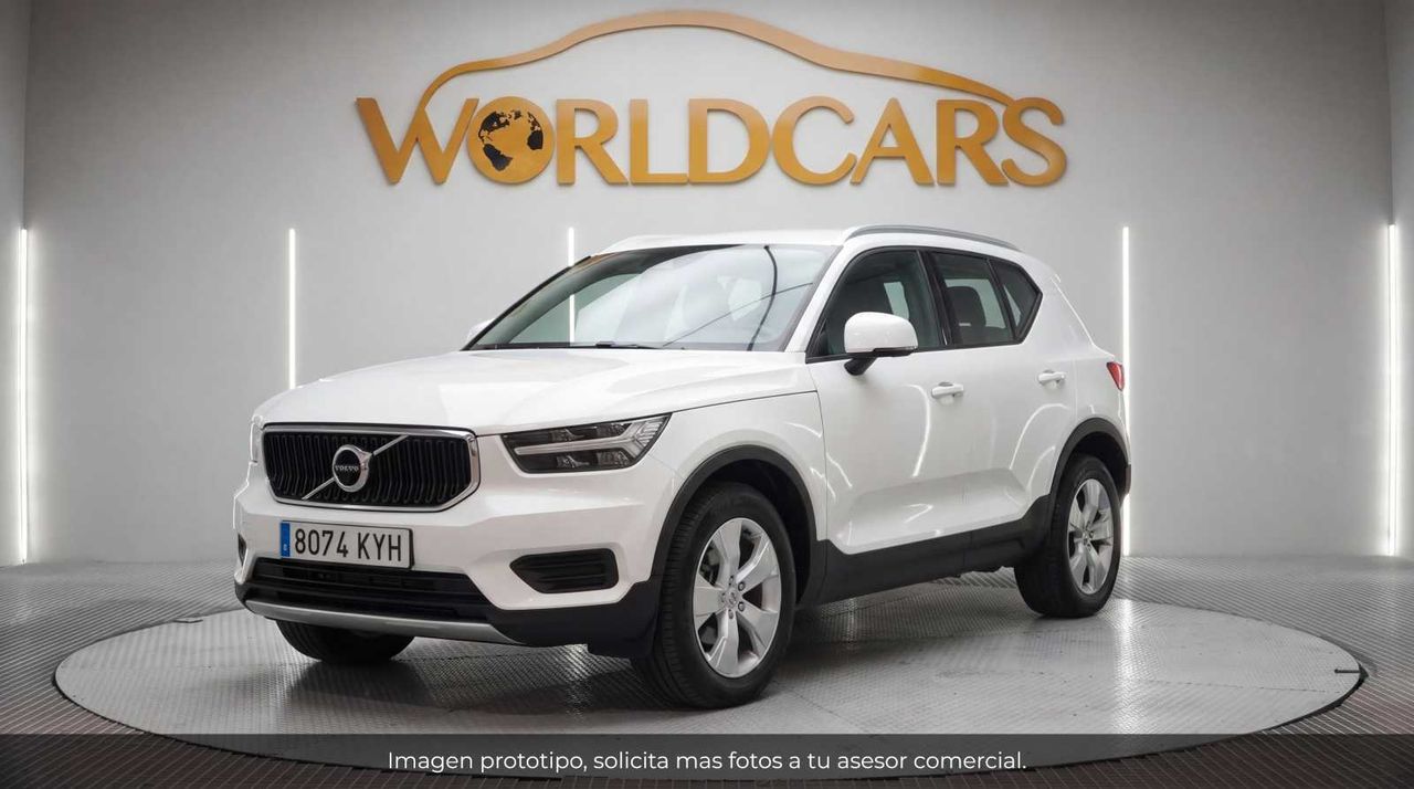Volvo XC40 2.0 T4 AWD Momentum Auto  - Foto 1