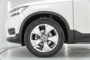 Volvo XC40 2.0 T4 AWD Momentum Auto  - Foto 23