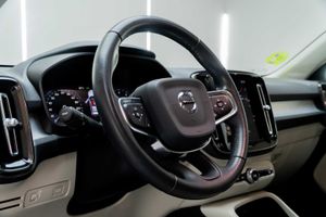 Volvo XC40 2.0 T4 AWD Momentum Auto  - Foto 12