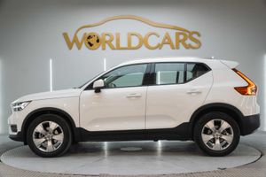 Volvo XC40 2.0 T4 AWD Momentum Auto  - Foto 8