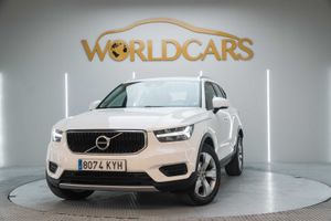 Volvo XC40 2.0 T4 AWD Momentum Auto  - Foto 2