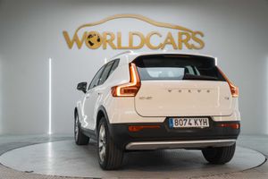 Volvo XC40 2.0 T4 AWD Momentum Auto  - Foto 7