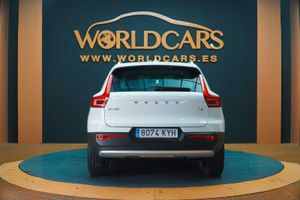 Volvo XC40 2.0 T4 AWD Momentum Auto  - Foto 4