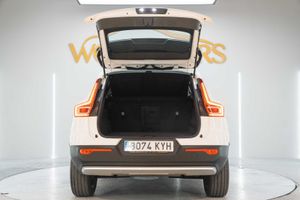Volvo XC40 2.0 T4 AWD Momentum Auto  - Foto 9