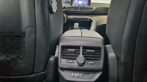 Peugeot 5008 Allure BlueHDi 96kW (130CV) S&S EAT8 - Foto 18