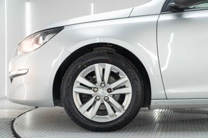 Peugeot 308 SW Access 1.6 BlueHDI 73KW (100CV) - Foto 22