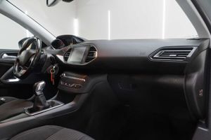 Peugeot 308 SW Access 1.6 BlueHDI 73KW (100CV) - Foto 21