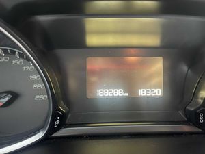 Peugeot 308 SW Access 1.6 BlueHDI 73KW (100CV) - Foto 11