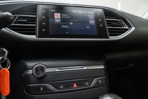 Peugeot 308 SW Access 1.6 BlueHDI 73KW (100CV) - Foto 12
