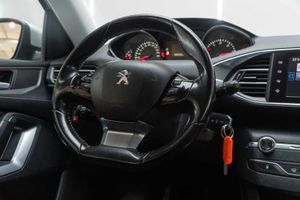Peugeot 308 SW Access 1.6 BlueHDI 73KW (100CV) - Foto 19