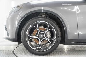 Alfa Romeo Stelvio 2.2 Diésel 154kW (210CV) Veloce Q4 - Foto 23