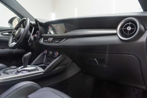 Alfa Romeo Stelvio 2.2 Diésel 154kW (210CV) Veloce Q4 - Foto 22