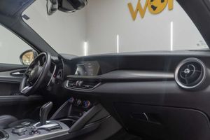 Alfa Romeo Stelvio 2.2 Diésel 154kW (210CV) Veloce Q4 - Foto 23