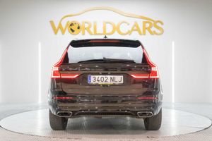 Volvo XC60 2.0 D4 AWD R-Design B Auto  - Foto 6