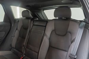 Volvo XC60 2.0 D4 AWD R-Design B Auto  - Foto 18