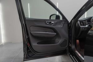 Volvo XC60 2.0 D4 AWD R-Design B Auto  - Foto 16
