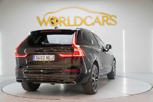 Volvo XC60 2.0 D4 AWD R-Design B Auto  - Foto 5