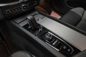 Volvo XC60 2.0 D4 AWD R-Design B Auto  - Foto 14