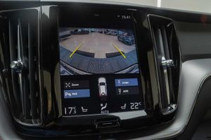 Volvo XC60 2.0 D4 AWD R-Design B Auto  - Foto 13