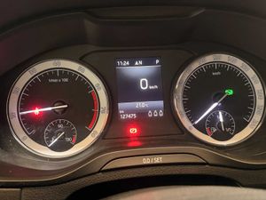 Skoda Karoq 1.5 TSI 110kW (155CV) ACT Ambition - Foto 14