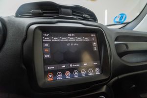 Jeep Renegade Limited 1.3 PHEV 140kW (190CV) AT AWD  - Foto 14
