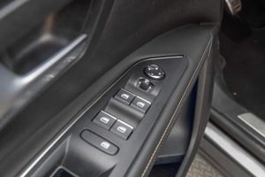 Peugeot 5008 1.5 BlueHDi 96kW (130CV) S&S Allure - Foto 13